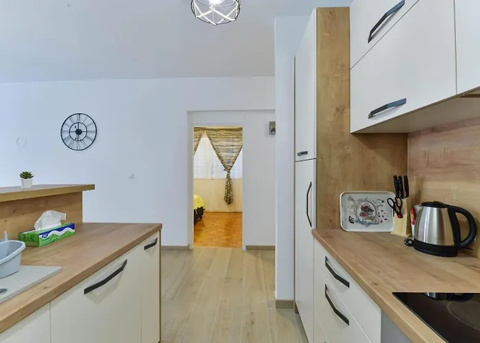 Nevera In * Задар